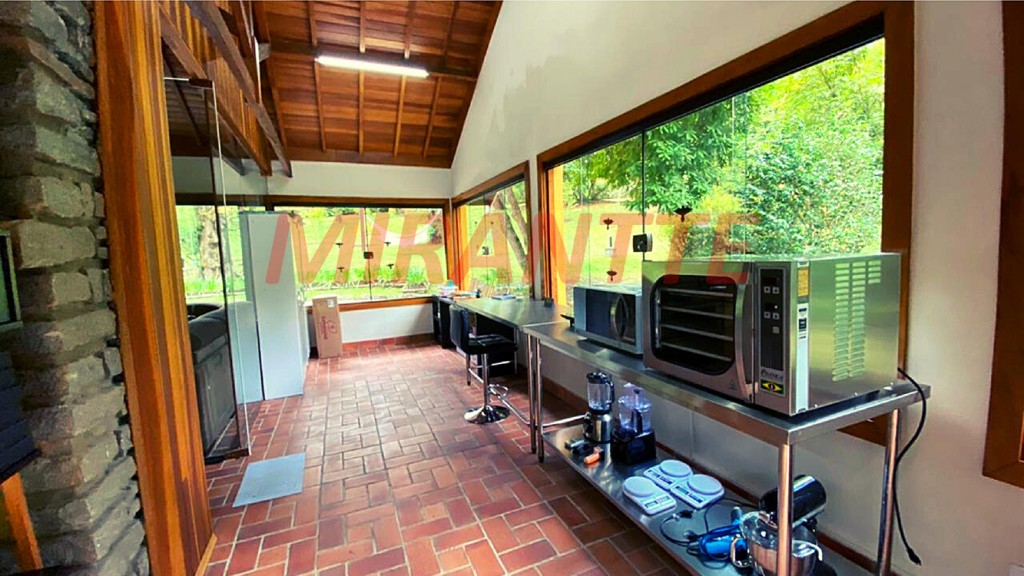 Casa terrea de 630m² com 6 quartos em Descansopolis