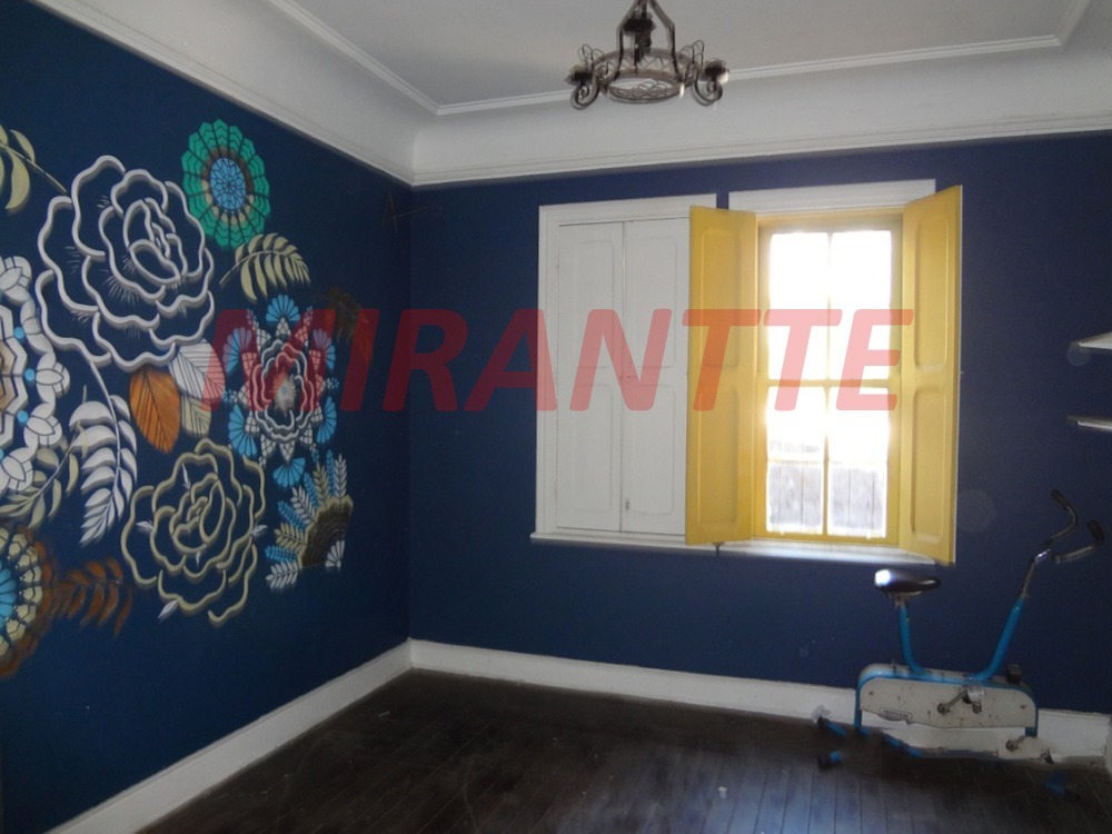 Sobrado de 1949m² com 2 quartos em Santana