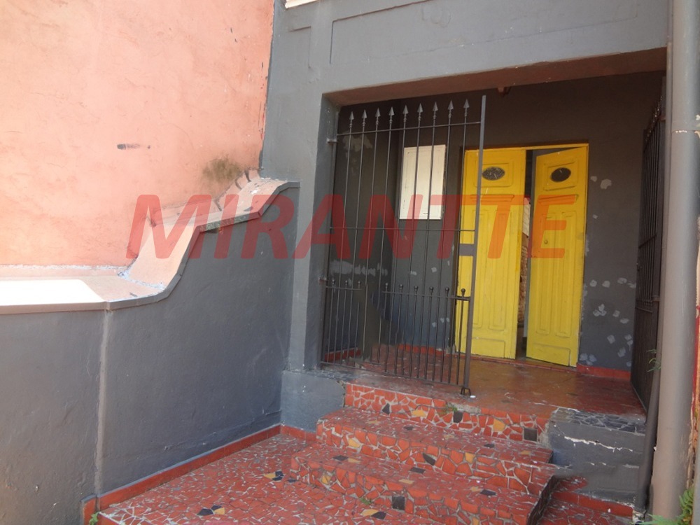 Sobrado de 1949m² com 2 quartos em Santana