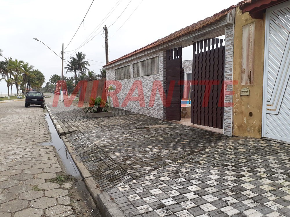Casa terrea de 396m² com 4 quartos em Balneário Verde Mar