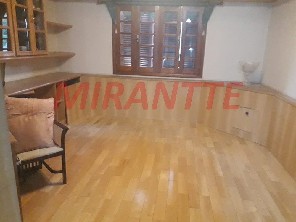 Sobrado de 840m² com 6 quartos em Jardim São Bento