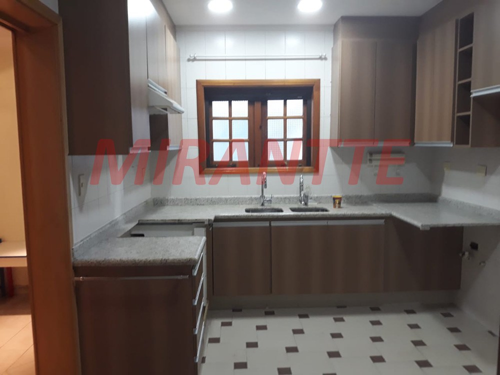 Sobrado de 840m² com 6 quartos em Jardim São Bento