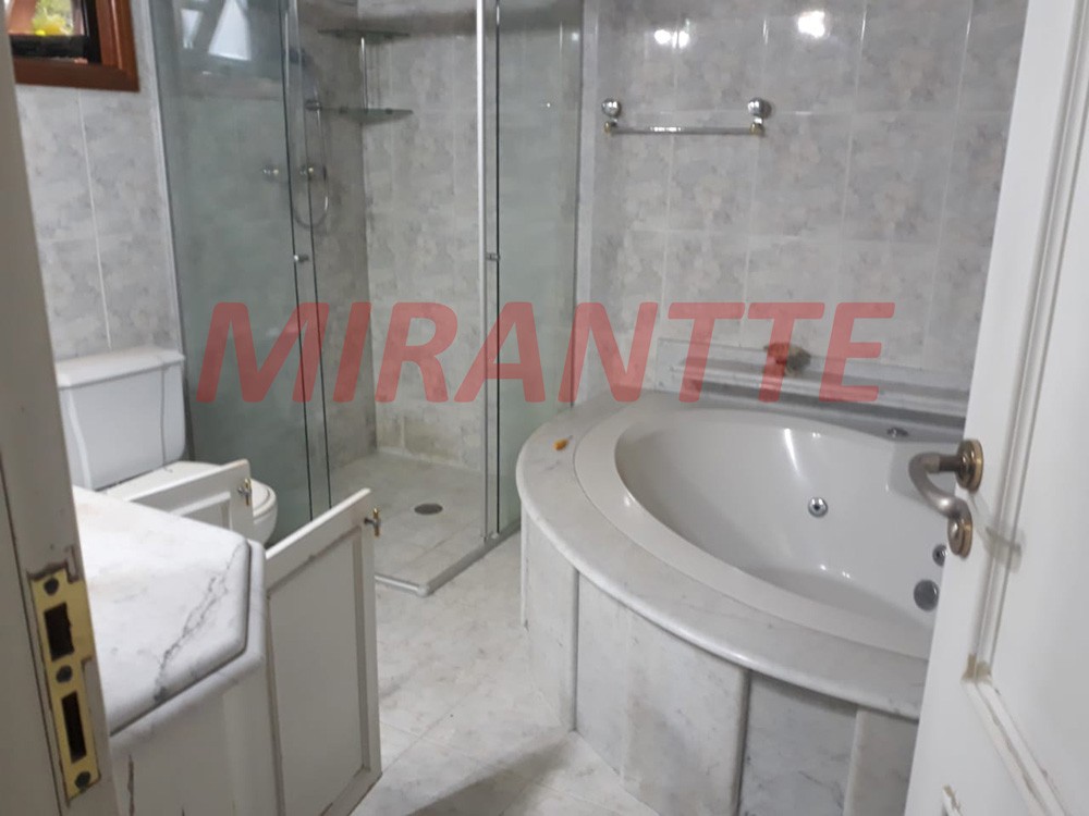 Sobrado de 840m² com 6 quartos em Jardim São Bento