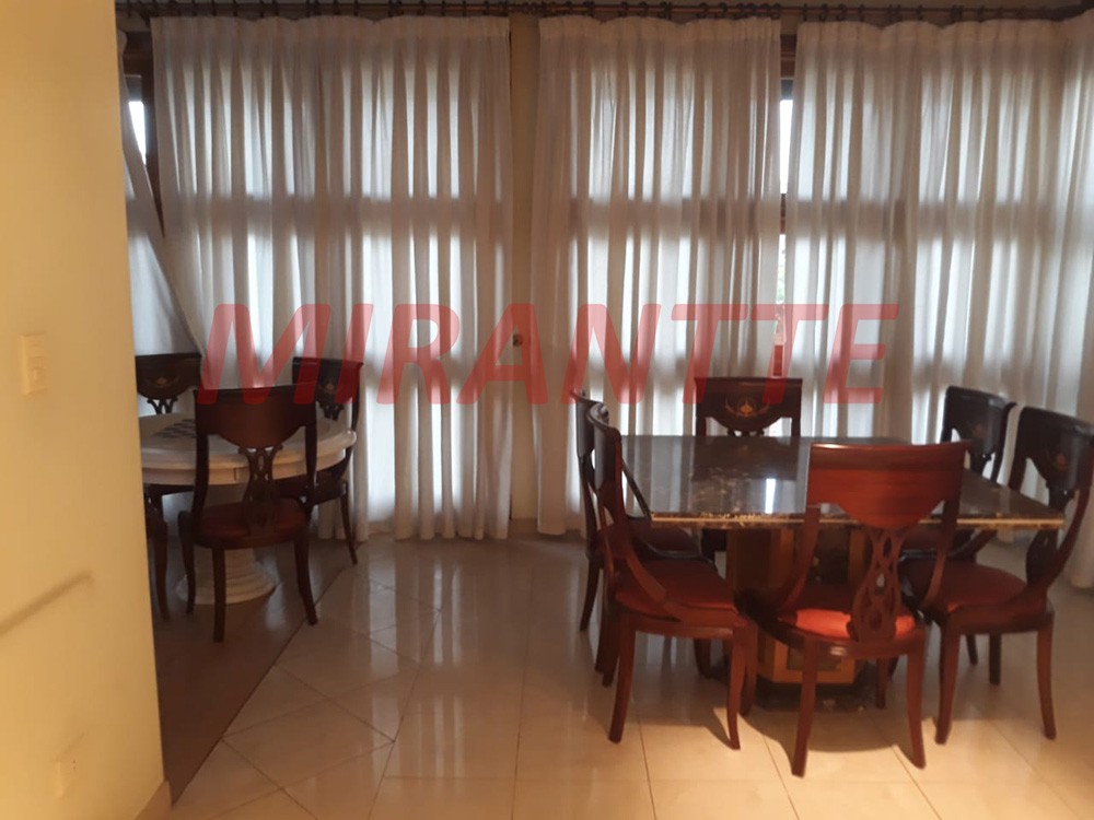 Sobrado de 840m² com 6 quartos em Jardim São Bento