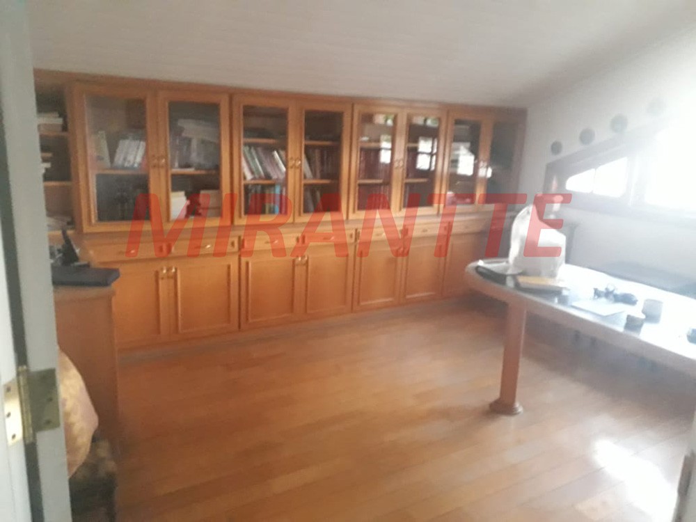 Sobrado de 840m² com 6 quartos em Jardim São Bento