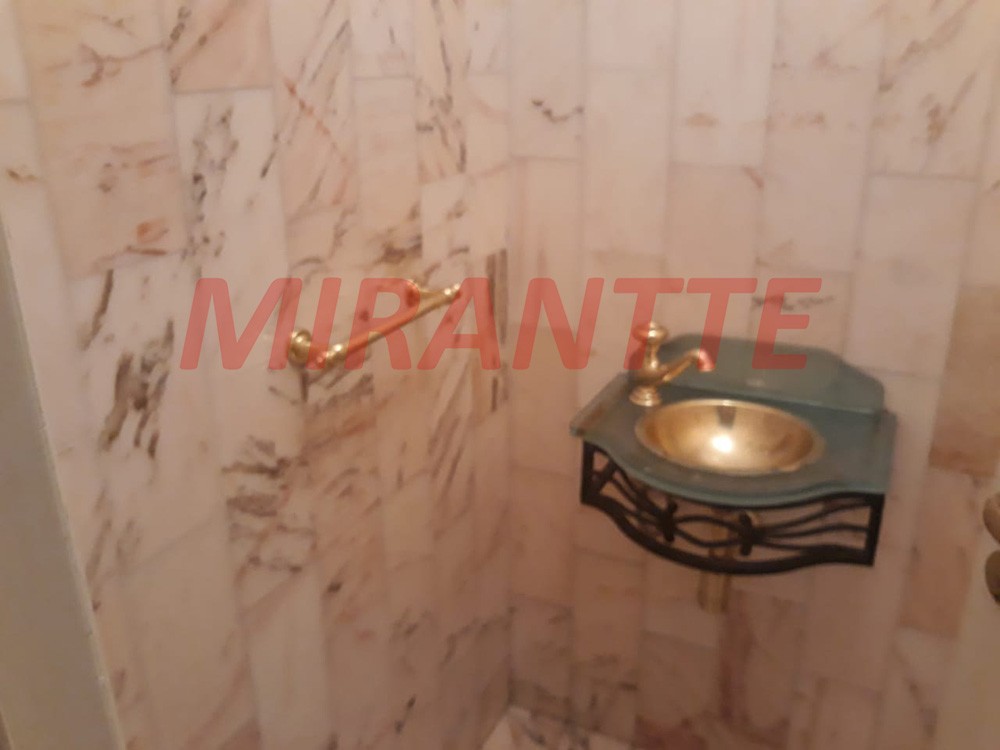 Sobrado de 840m² com 6 quartos em Jardim São Bento