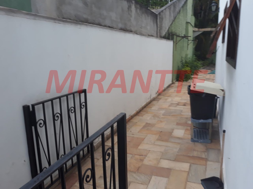 Sobrado de 840m² com 6 quartos em Jardim São Bento