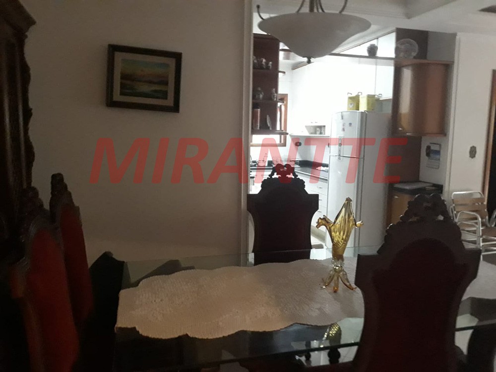 Sobrado de 840m² com 6 quartos em Jardim São Bento