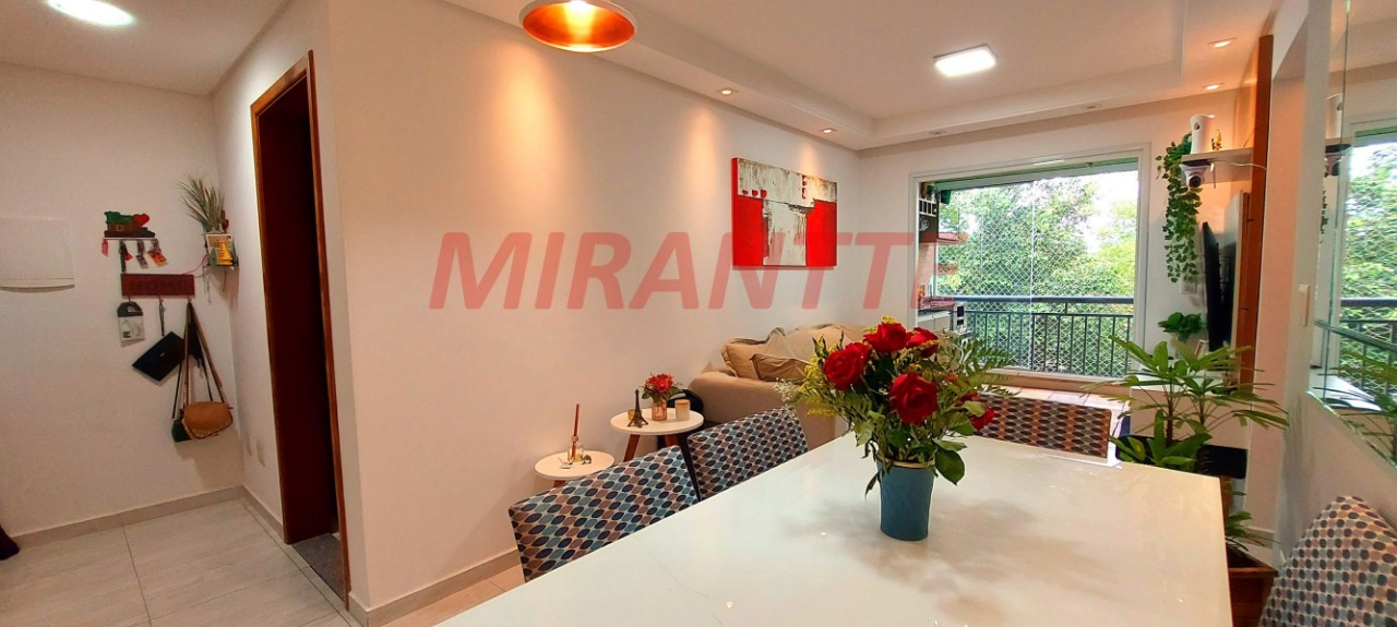 Apartamento de 62m² com 2 quartos em Vila Santos