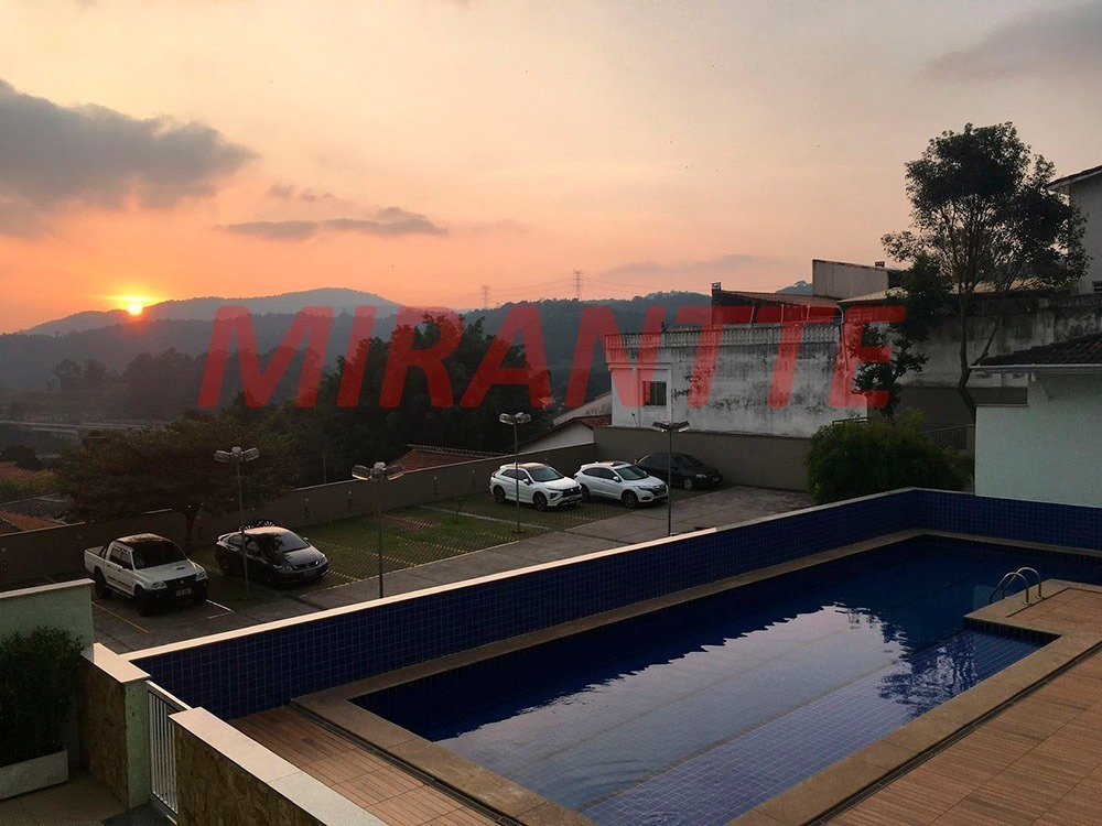 Apartamento de 62m² com 2 quartos em Vila Santos