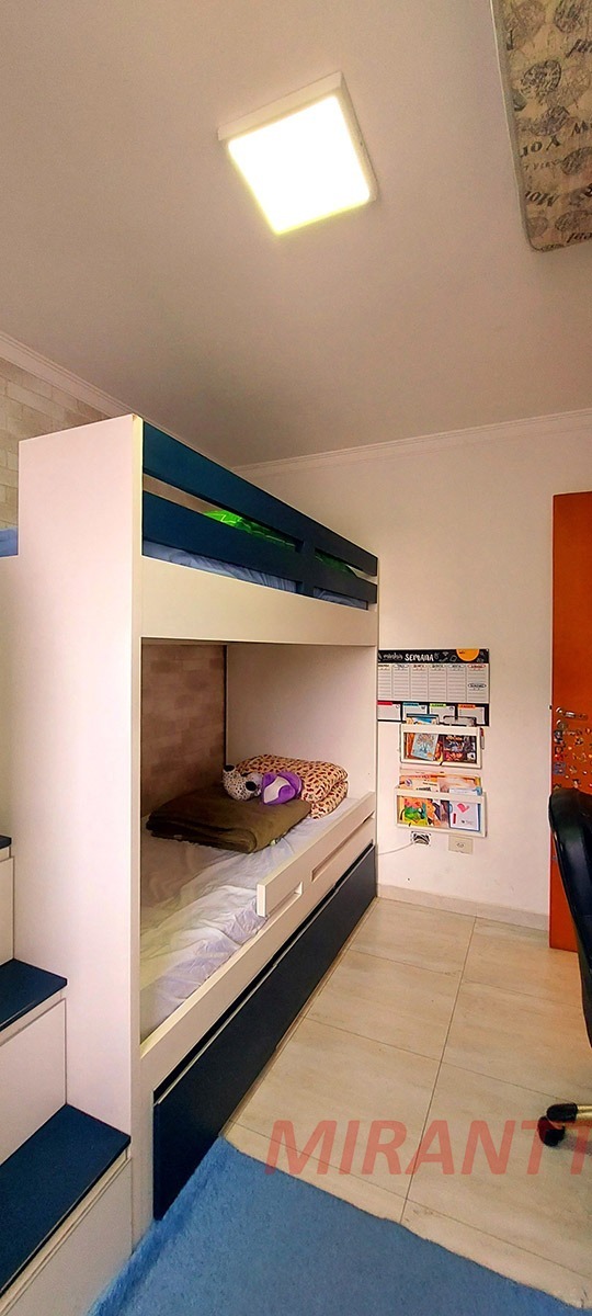 Apartamento de 62m² com 2 quartos em Vila Santos