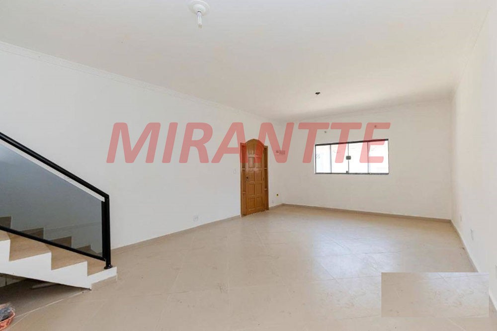 Sobrado de 110m² com 3 quartos em Parque Continental