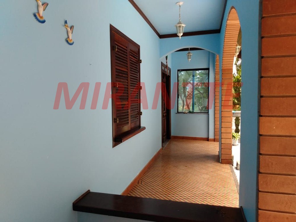Sobrado de 545m² com 5 quartos em Serra da Cantareira