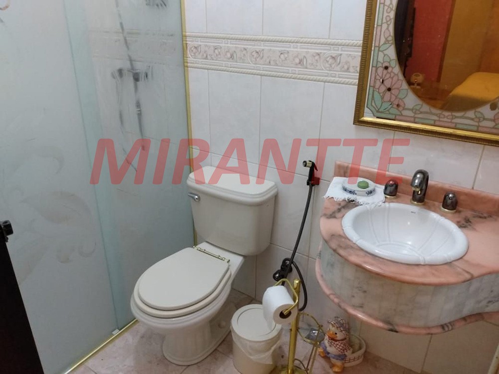 Sobrado de 545m² com 5 quartos em Serra da Cantareira