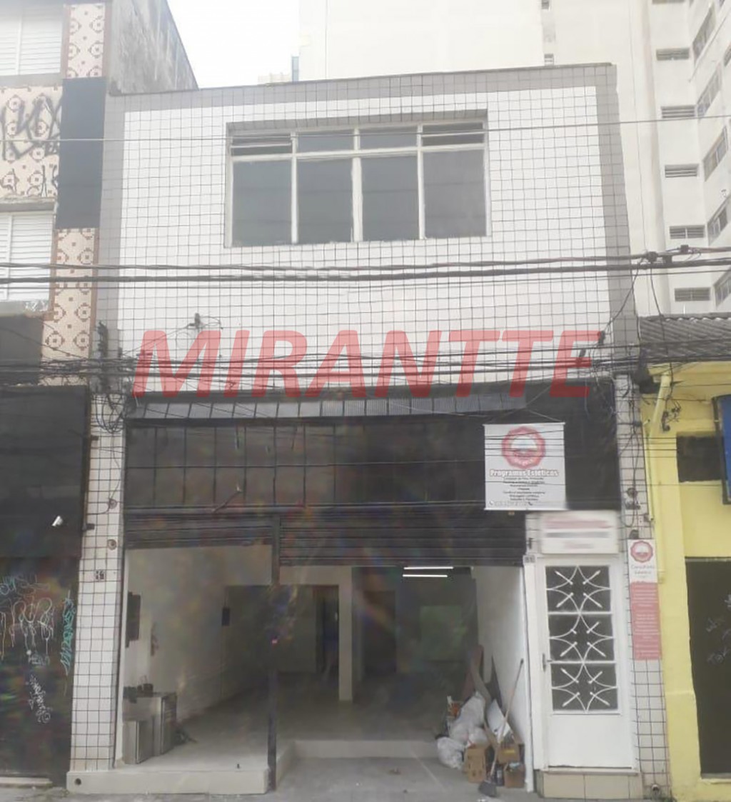 Comercial de 157m² em Santana