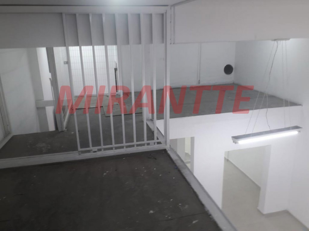 Comercial de 157m² em Santana