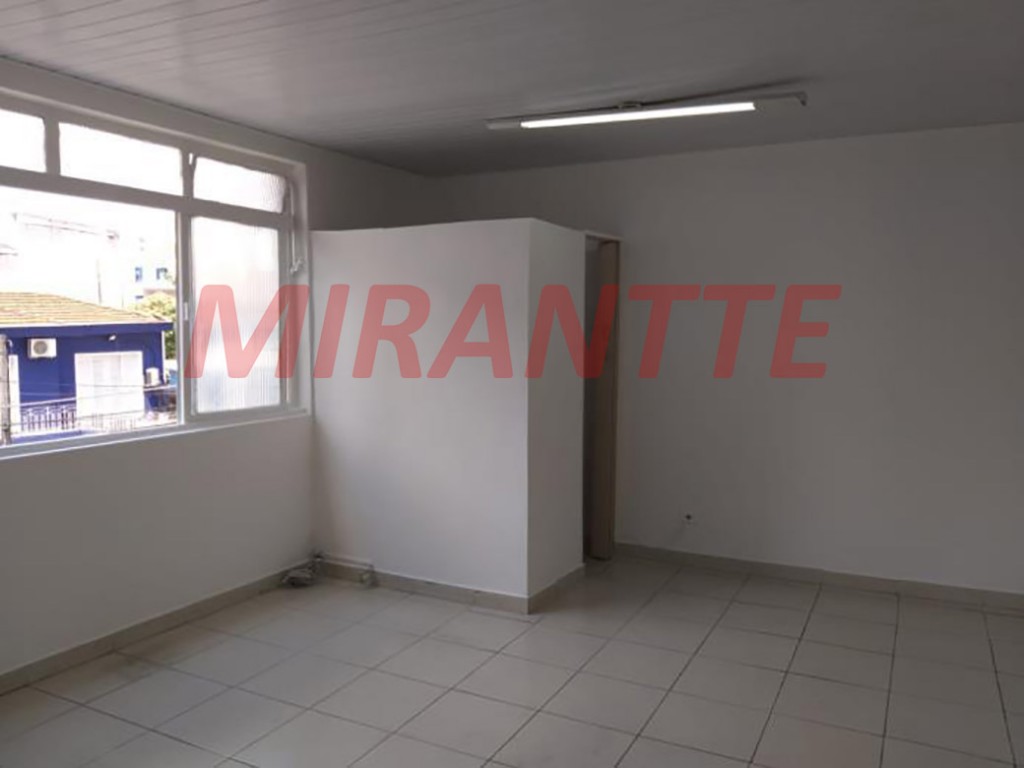 Comercial de 157m² em Santana