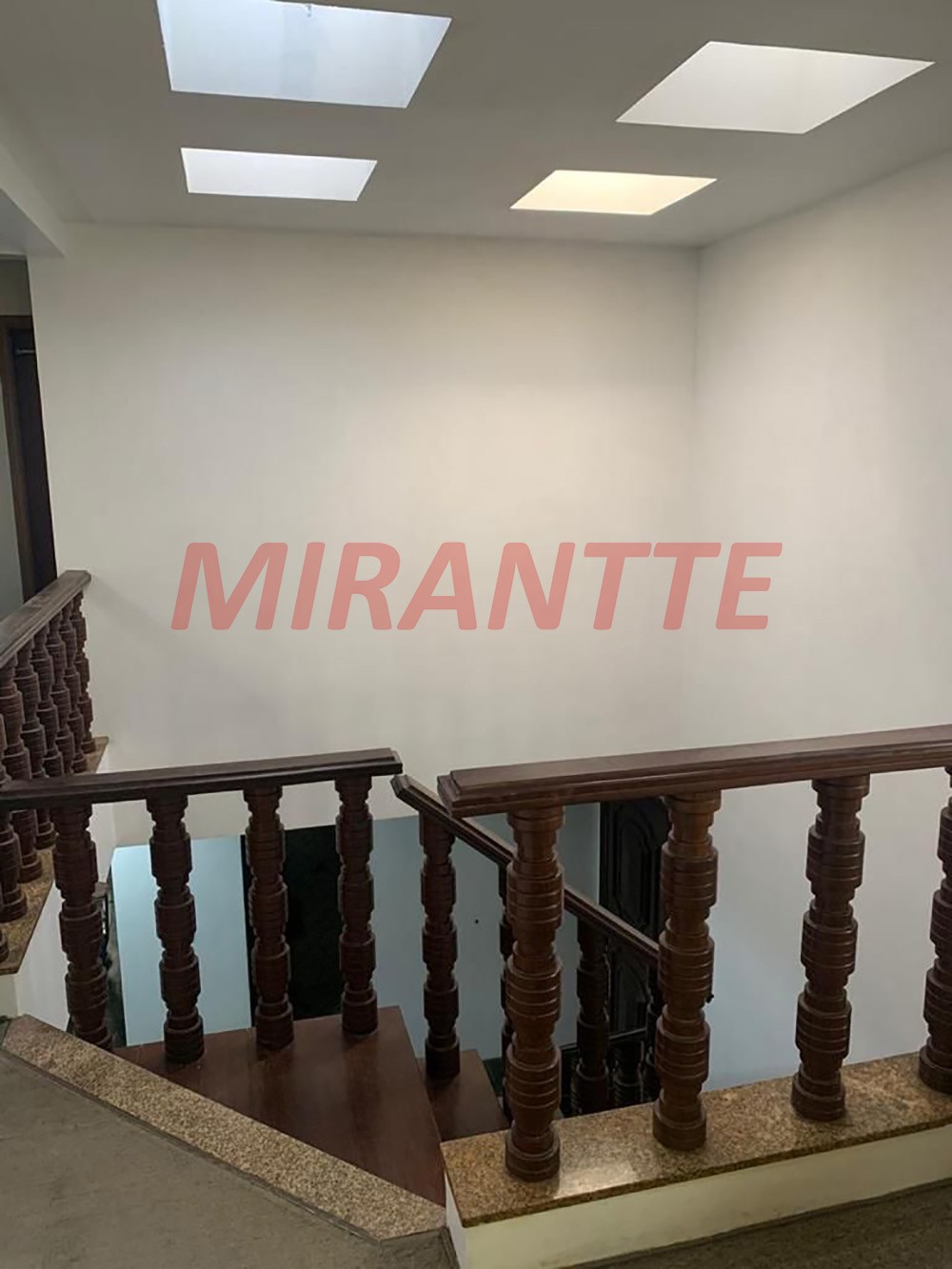Sobrado de 326m² com 3 quartos em Jardim São Bento
