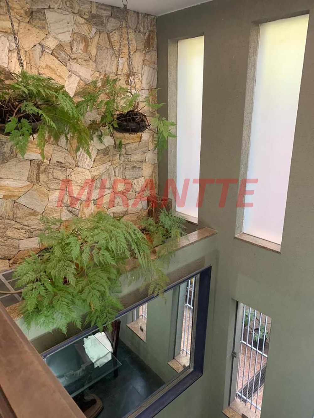 Sobrado de 326m² com 3 quartos em Jardim São Bento