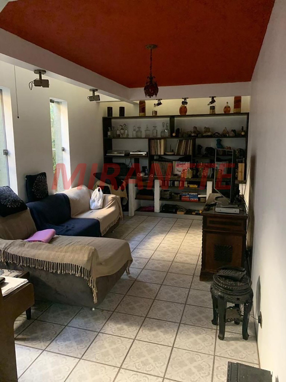 Sobrado de 326m² com 3 quartos em Jardim São Bento