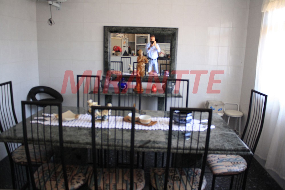 Sobrado de 400m² com 3 quartos em Casa Verde Média