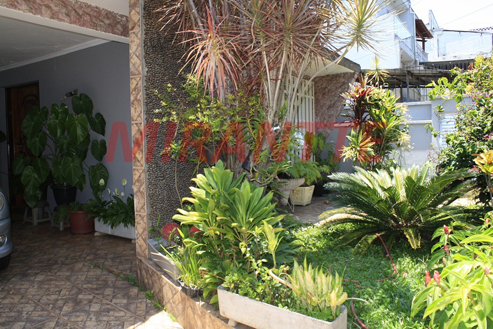 Sobrado de 400m² com 3 quartos em Casa Verde Média