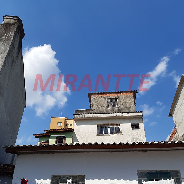Sobrado de 140m² com 5 quartos em Vila Mazzei