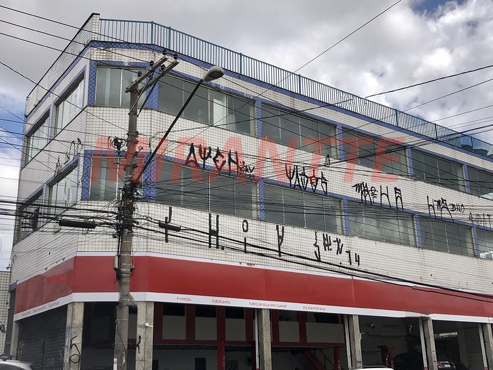 Comercial de 208m² em Jardim Santa Mena