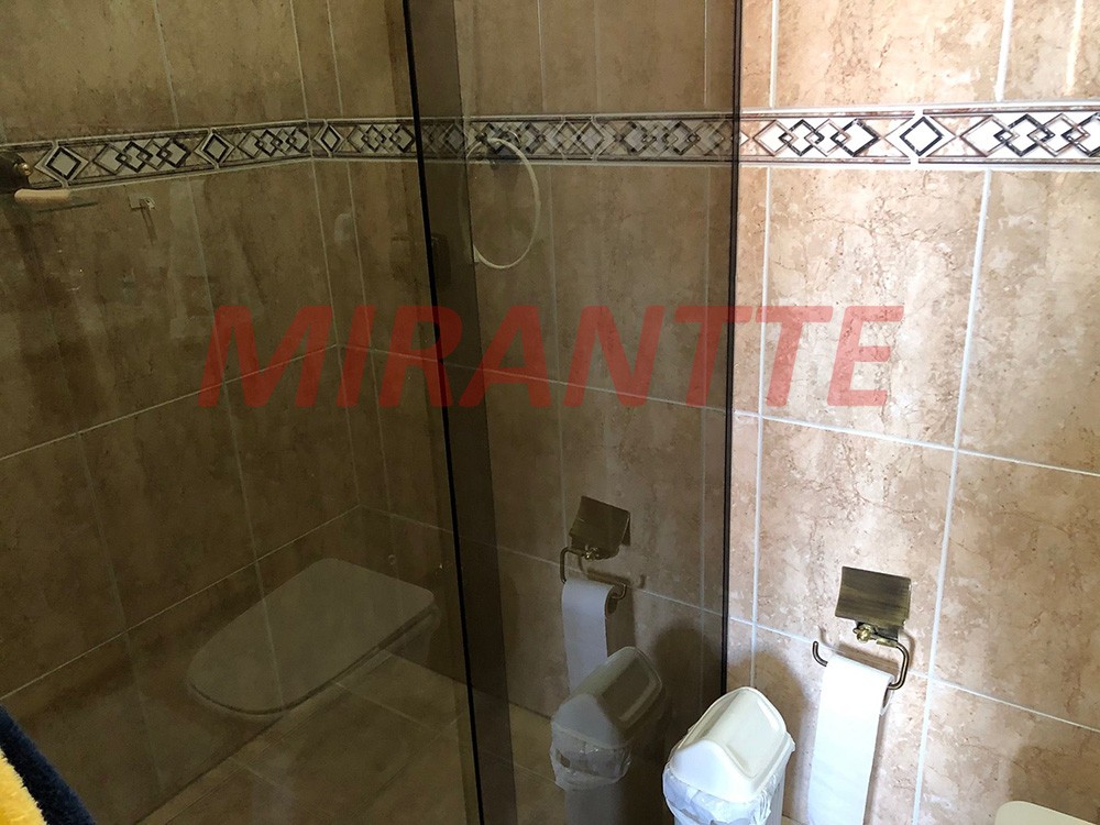 Sobrado de 182m² com 4 quartos em Vila Ede
