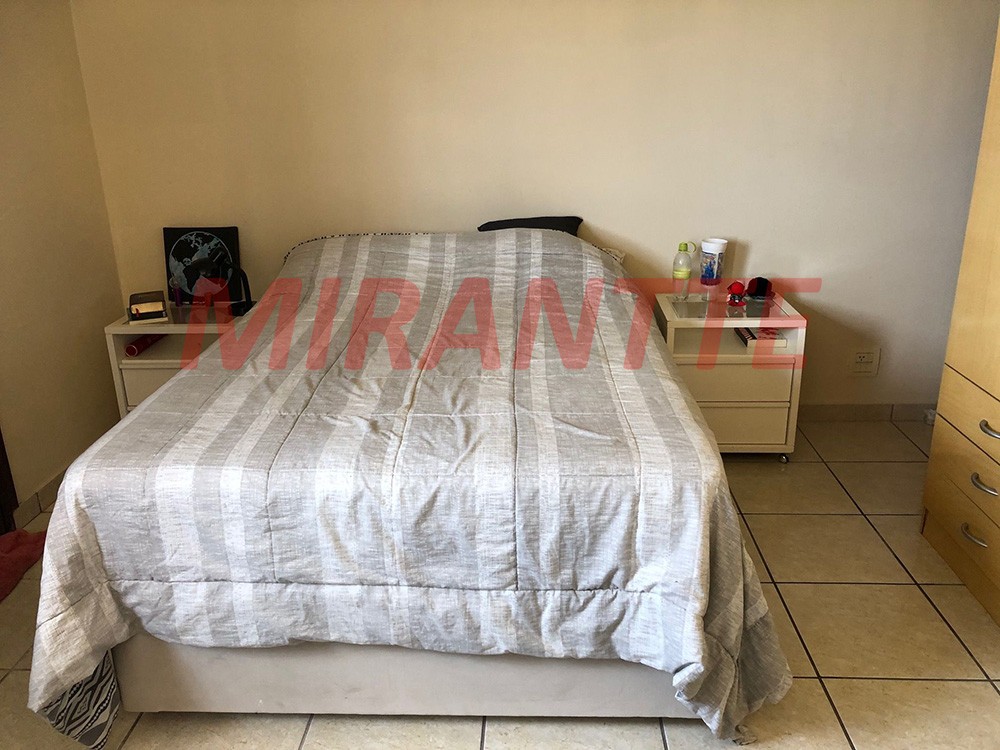 Sobrado de 182m² com 4 quartos em Vila Ede