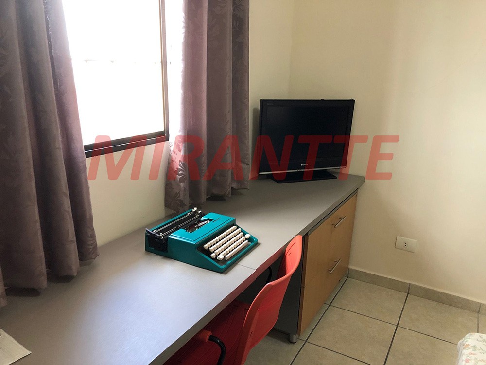 Sobrado de 182m² com 4 quartos em Vila Ede