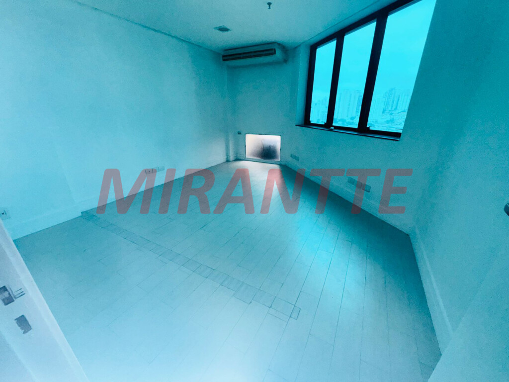 Conjunto comercial de 86m² em Santana