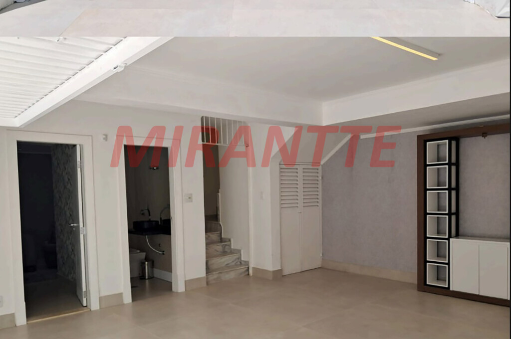 Sobrado de 332m² com 3 quartos em Vila Galvão
