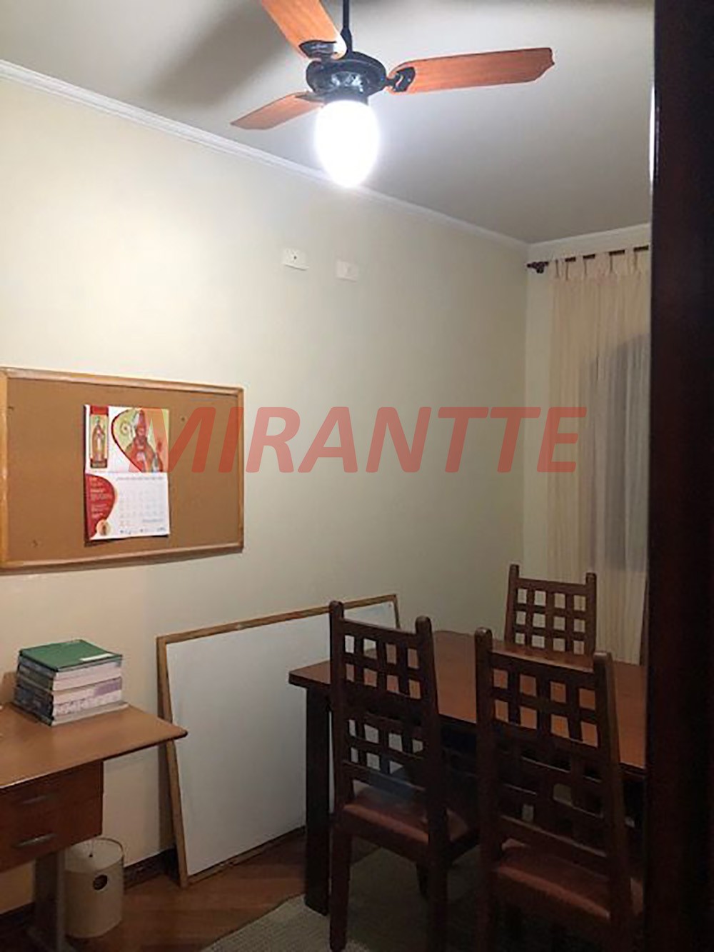 Sobrado com 3 quartos em Chora Menino