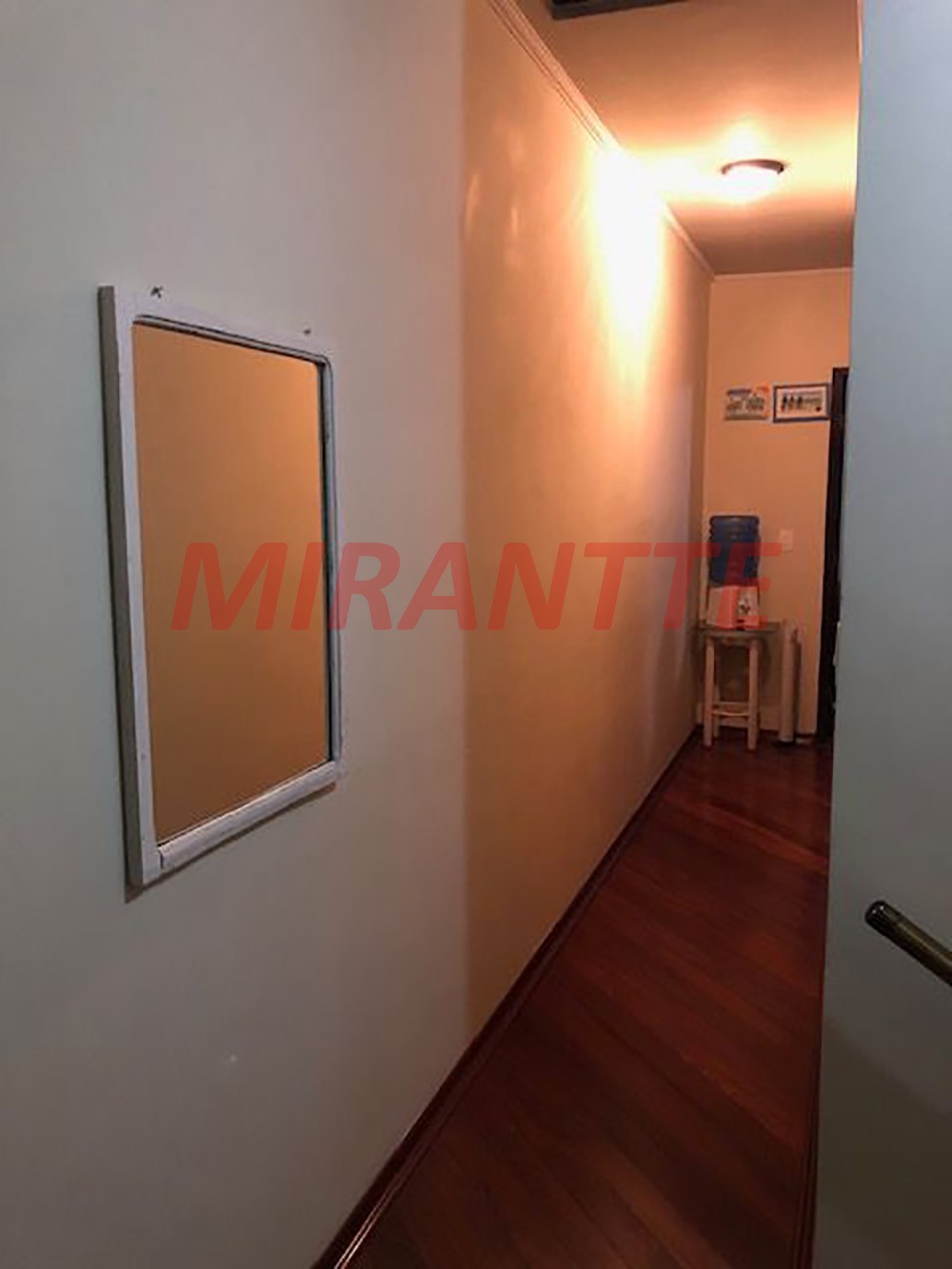 Sobrado com 3 quartos em Chora Menino