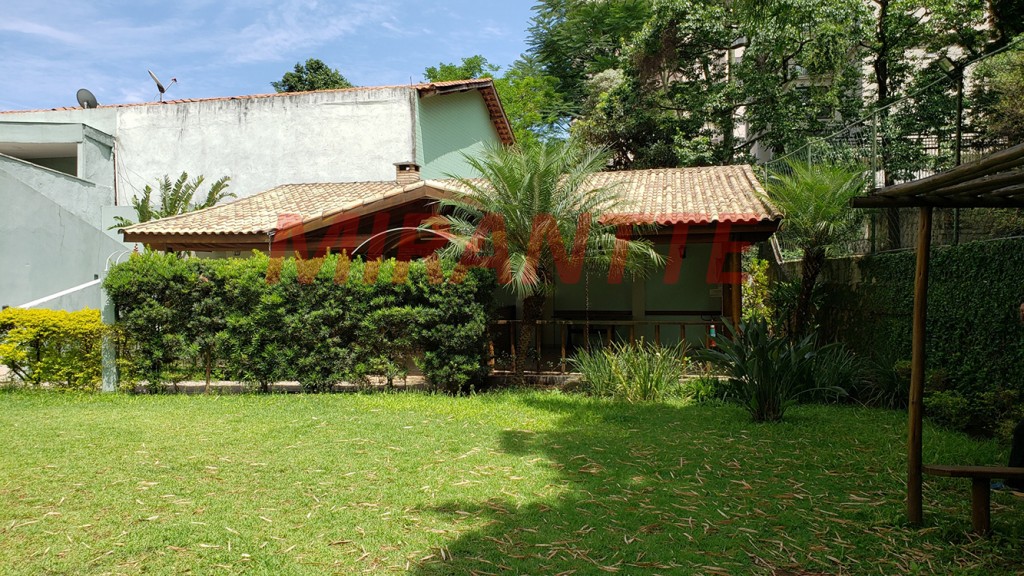 Apartamento de 65m² com 2 quartos em Santa Terezinha