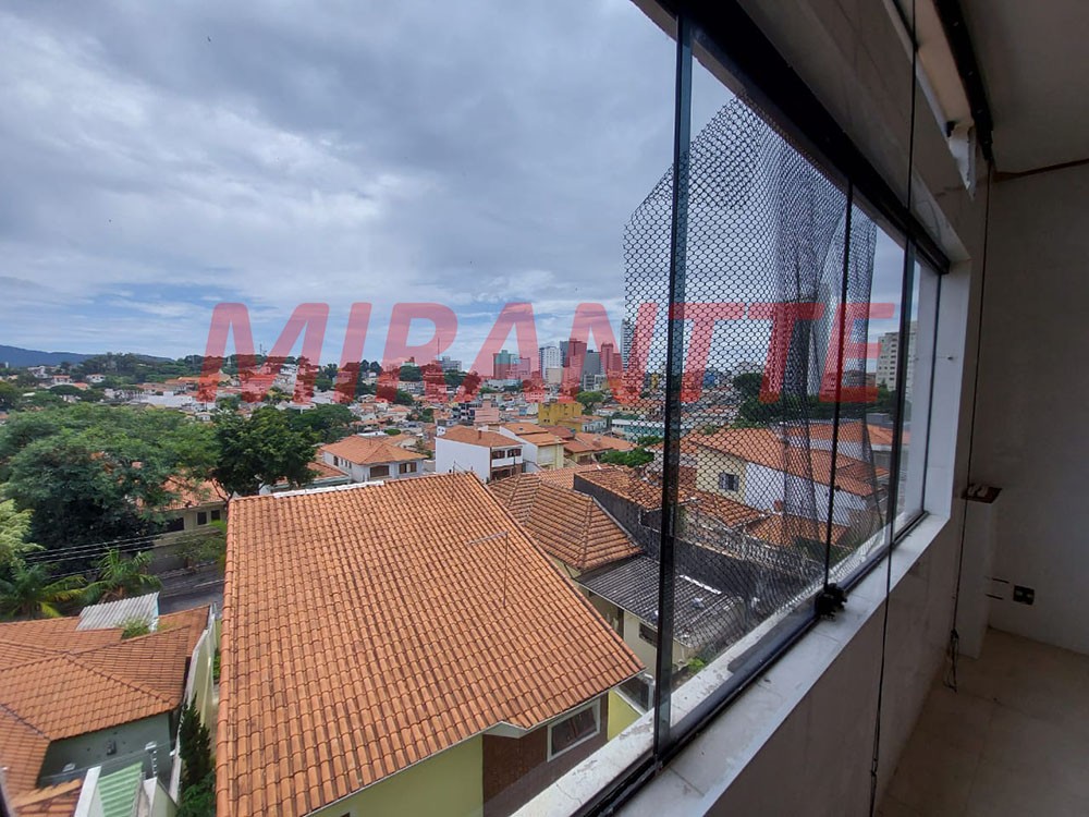 Comercial de 393m² em Água Fria