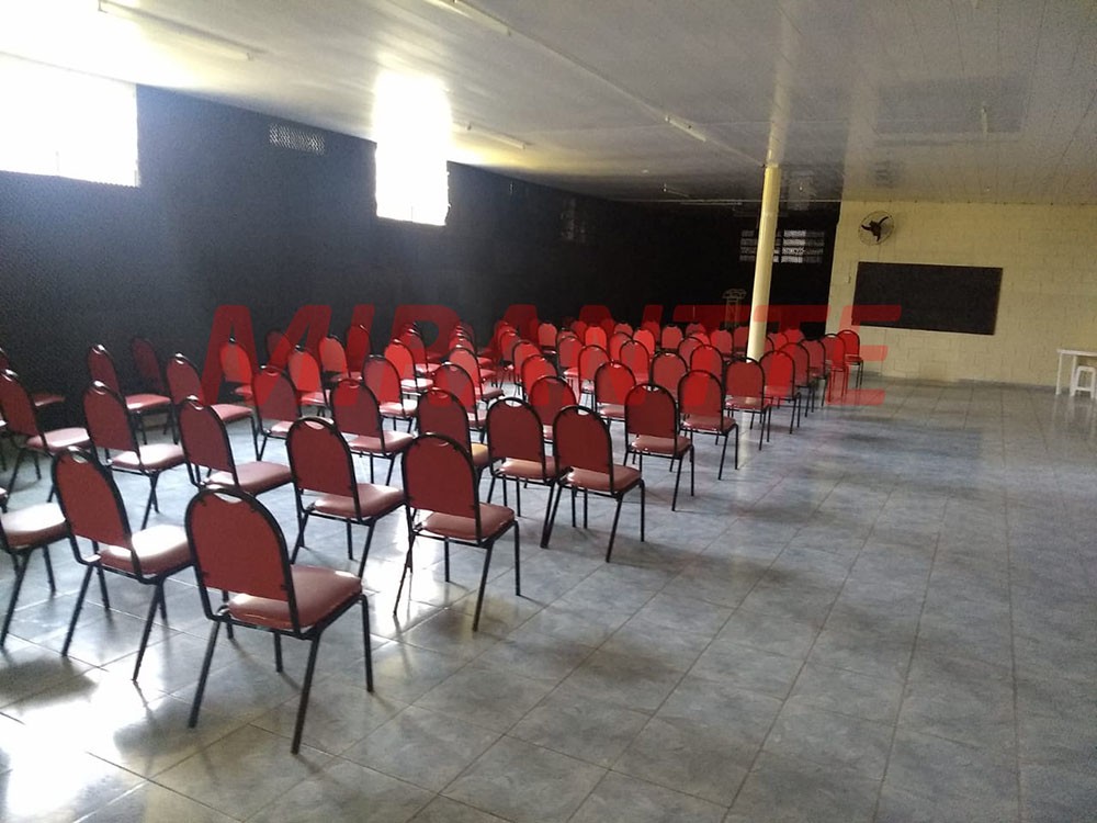 Chácara de 2000m² com 4 quartos em Mogi das Cruzes