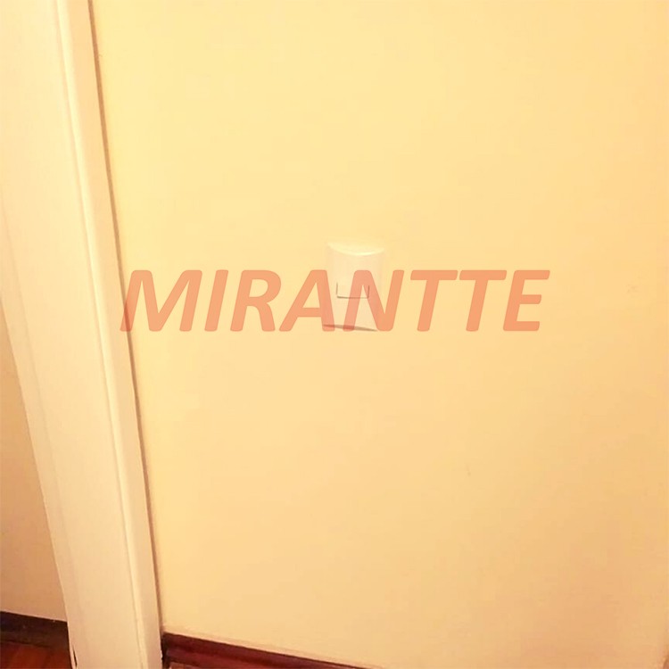 Apartamento com 3 quartos em Parque Campolim