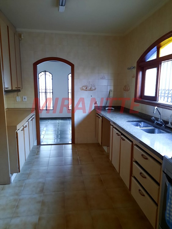 Sobrado de 270m² com 3 quartos em Jardim São Bento