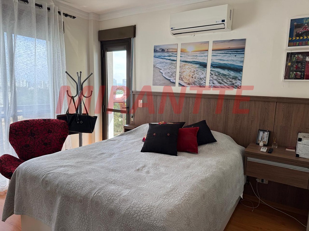 Apartamento de 138m² com 3 quartos em Santana