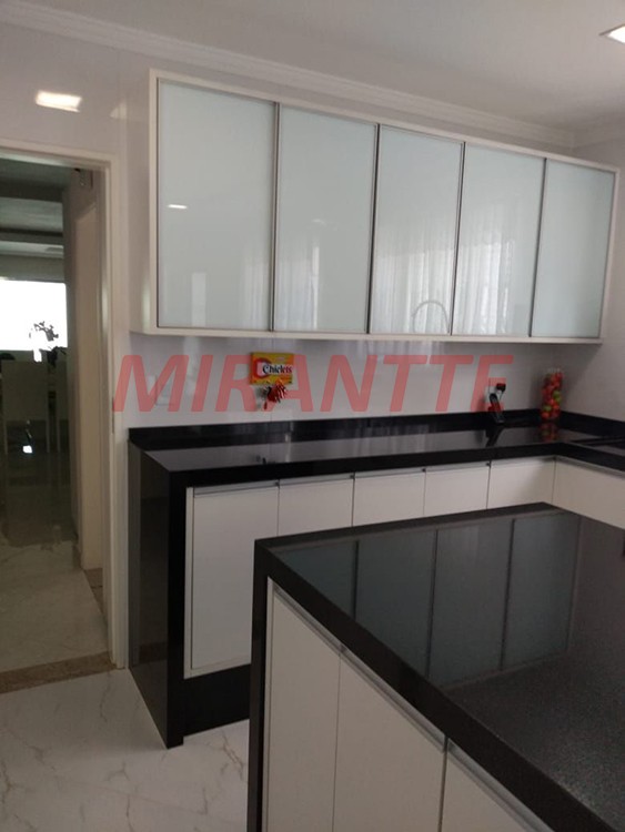 Sobrado de 370m² com 3 quartos em Vila Albertina