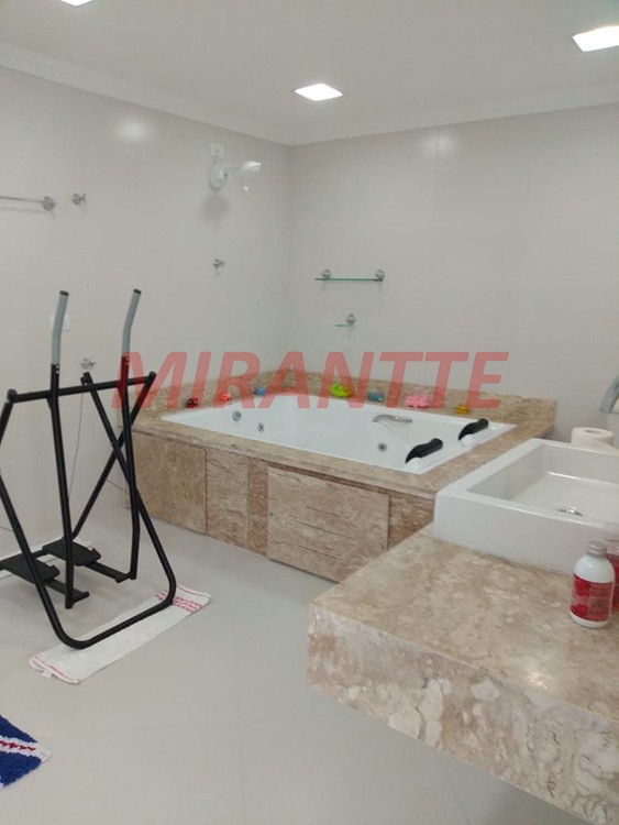 Sobrado de 370m² com 3 quartos em Vila Albertina