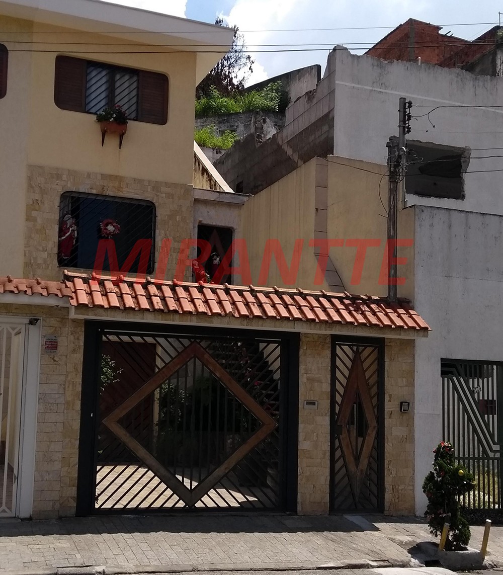 Sobrado de 220m² com 3 quartos em Parada Inglesa