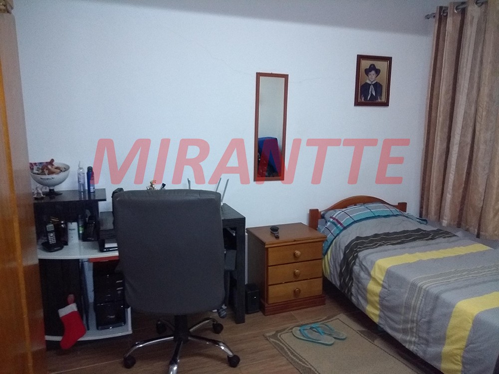 Sobrado de 220m² com 3 quartos em Parada Inglesa