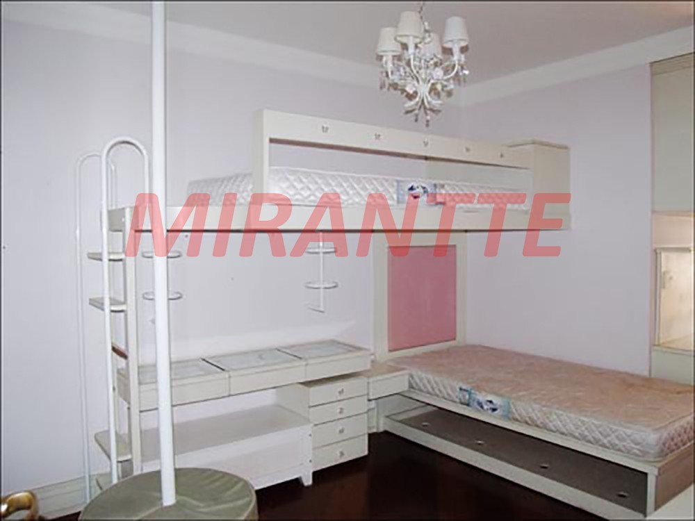 Casa terrea de 497m² com 4 quartos em Barro Branco