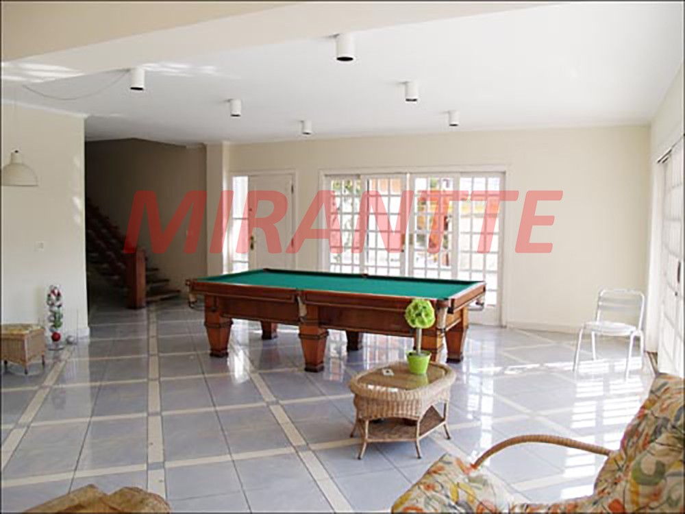 Casa terrea de 497m² com 4 quartos em Barro Branco