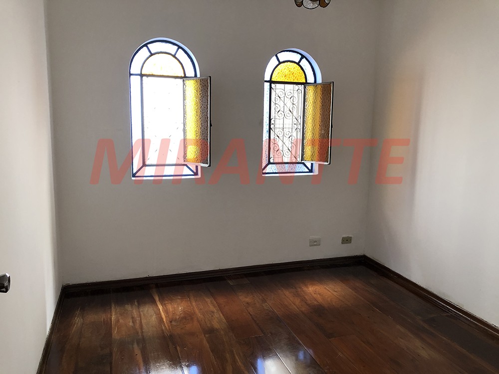 Sobrado de 260m² com 5 quartos em Santana