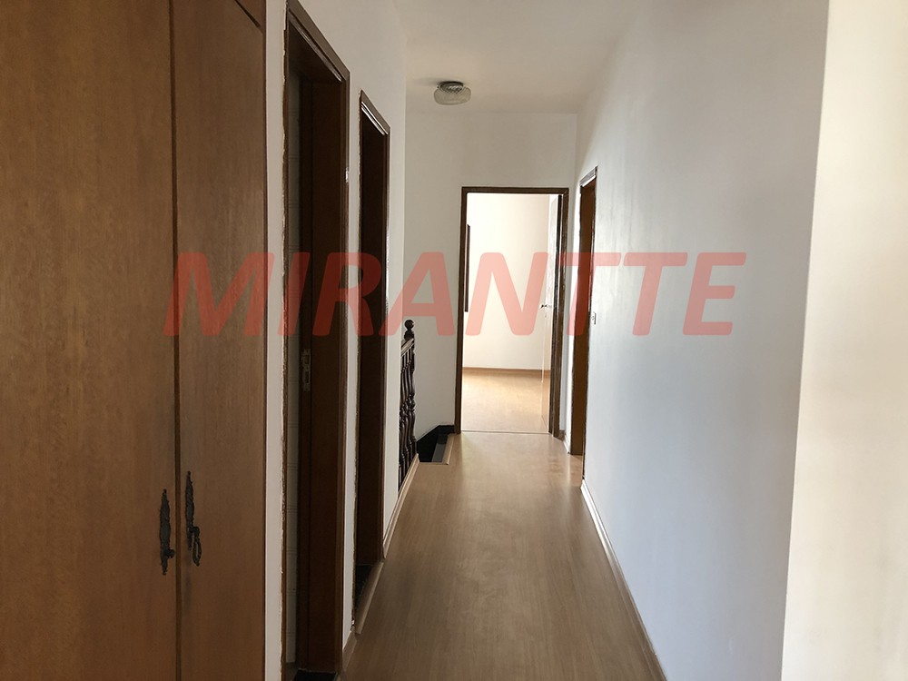 Sobrado de 260m² com 5 quartos em Santana