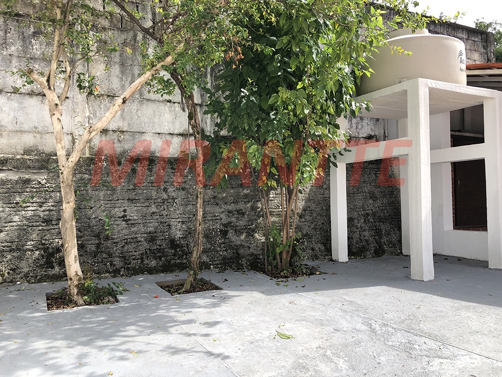 Sobrado de 260m² com 5 quartos em Santana